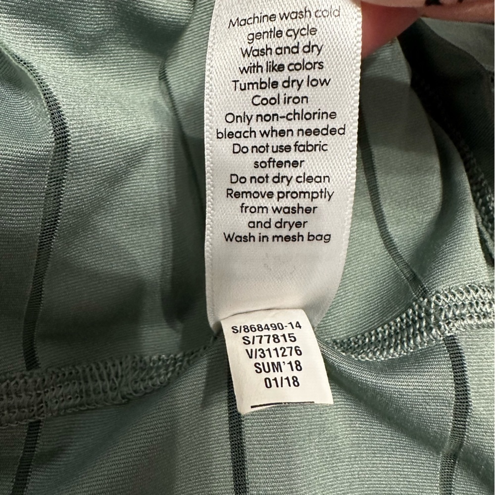Athleta Chi Green Mesh Sheer Striped Tank Top Size s - Picture 11 of 11